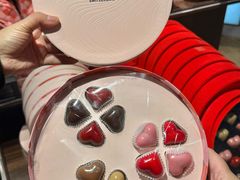 -Laderach 莱德拉(上海环贸iapm店)