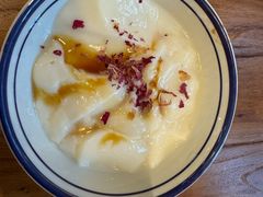 -云阿蛮云南生烫牛肉米线(奉贤路店)