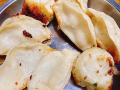 -黄阿姨锅贴大王(万航渡路店)