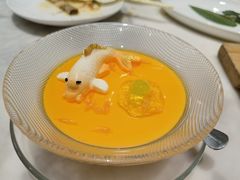-香港百合居(LCM置汇旭辉广场店)