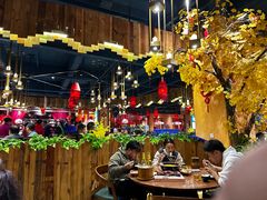 -老滇山寨•云南特色菜•地方菜•民族风情歌舞表演(金碧店)