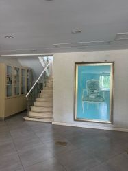 -月之旅·尊 高端月子会所(科馨别墅一店)