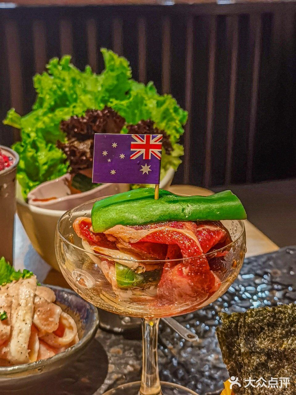 有人陪我吃烤肉吗，没有我过会再来问🎶