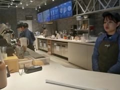 -UNI UNI(环亚凯瑟琳店)