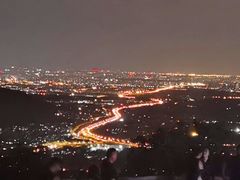 -鬼笑石后山停车场