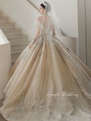 -艾米丽婚纱礼服