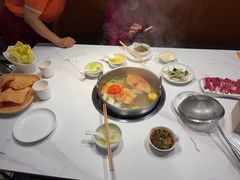 -犇鼎牛潮汕牛肉火锅(新辰里学清路店)