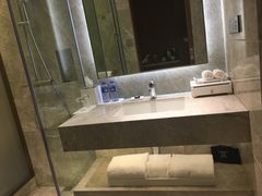 -珠海拱北口岸富华里中海雅高铂尔曼酒店