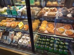 -星巴克(北京远大路金源燕莎店)