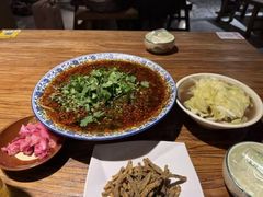 -张公桥美食街