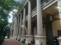 -香港大学
