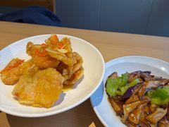 -关东小磨东北菜(上海长风大悦城店)