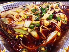 -哇哇叫炭火牛蛙烤鱼香辣蟹(第4档口乐尚美食城店)