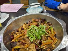 -龙顺园麻辣香锅(机场店)