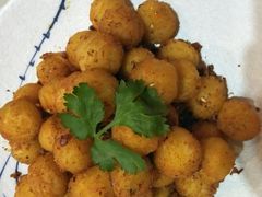 金牌烤羊排-新粤新疆菜清真餐厅(拱北店)