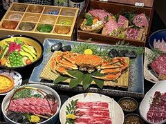 -山川小町·极番烧肉(新地假日广场店)
