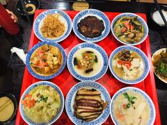 -蓝田九大碗民俗食府(蓝田店)