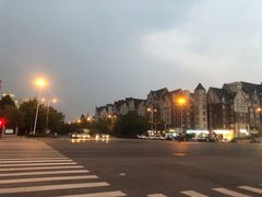 -郑东新区龙湖公共艺术中心