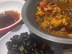-松沪名灶·豆浆鱼头·新上海菜(飞航吾悦广场店)