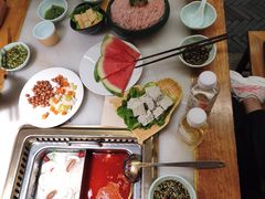 -巴渝瓦肆重庆鲜火锅(宝龙环湖店)