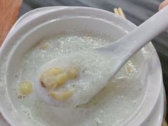 -黄师奶甜品店