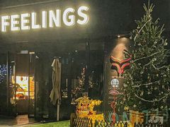 -FEELINGS(亚新广场店)