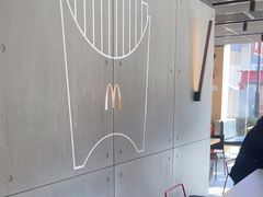 -麦当劳(台州路桥DT店)