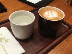 -星巴克臻选(深圳龙华红山天虹店)
