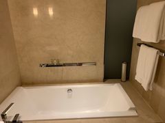 -广州天河希尔顿酒店