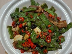 -八府香鸭·啫啫煲(华山路店)