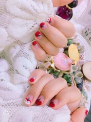 -U mi Nail美甲工作室