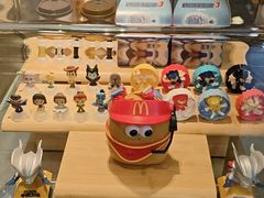 -麦当劳(展览路店)