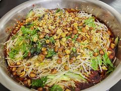 -周良天山牛杂城(天山路总店)