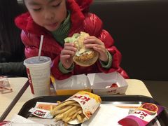 -肯德基(盘龙奥莱店)