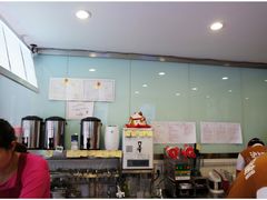 -沪上阿姨鲜果茶(华新大街店)