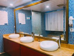 -七彩阳光游泳俱乐部(江北远洲店)