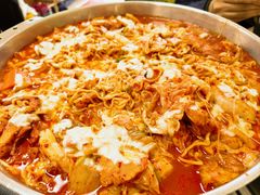 -亲昵春川鸡排(韩国美食街店)