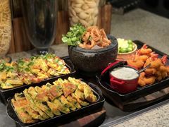 -松山湖凯悦酒店·Café自助餐厅·周末火舞秀表演