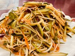 -东北四季饺子王(华山路店)