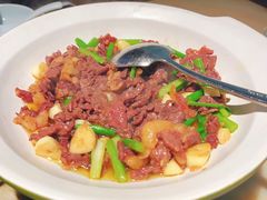 -佬麻雀·新湘菜(东方宝泰店)