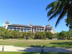 -海南清水湾莱佛士酒店