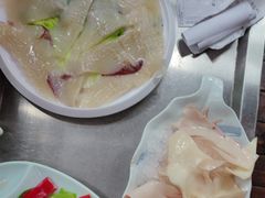 -二荆条·蜀鲜汇城市森林火锅