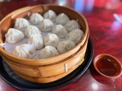 鲜肉小笼-公园饭店