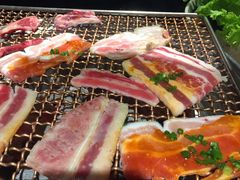 -明洞阿姨·韩式酱蟹烤肉·创意料理(三元桥店)