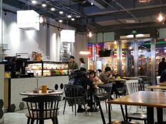 大堂-HELLO 27 意面·沙拉·帕尼尼