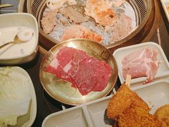 -梨花甄选自助烤肉(小寨原力场店)