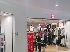 -优衣库(上海虹口龙之梦店)