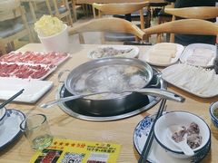 -夜牛潮汕鲜牛肉火锅店(翻身店)