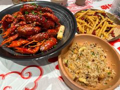 -肥肥虾庄·金牌油焖大虾(汉口城市广场店)