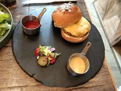 -HIGH FIVE哈福手工汉堡(桂林路店)